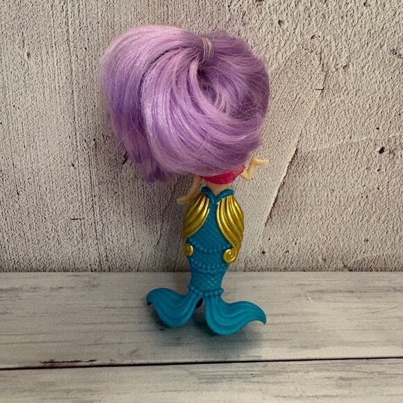 Zuru Sparkle Girlz Surprise Mermaid Doll (SKU: 202TO) - Picture 3 of 5